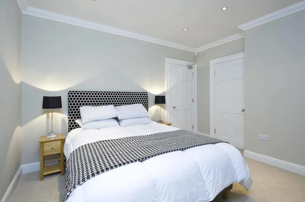 Destiny Scotland - Thistle Street Apartments Edinburgh